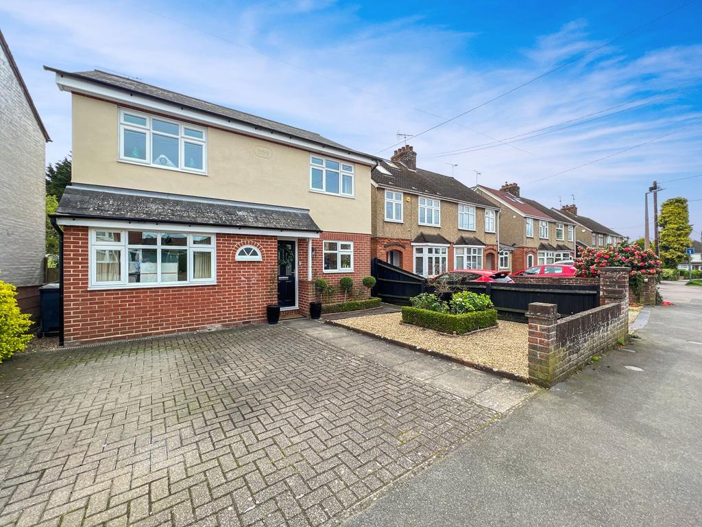 Clare Road, Braintree, CM7 4 bed detached house for sale £450,000