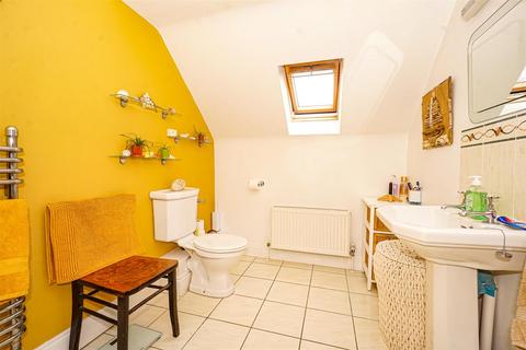 38 Beachy Head View, St Leonards-on-sea, TN38 8EW