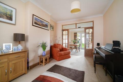 182 Bridgewood Road, Worcester Park, KT4 8XU