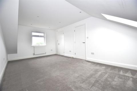 30 Dalys Road, Rochford, SS4 1RA