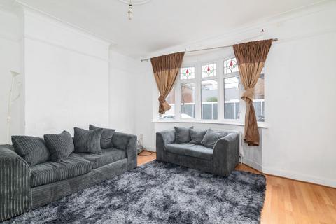 3 bedroom terraced house for sale, Worcester Avenue, London