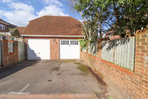 2 bedroom terraced house for sale, Wintney Street, Fleet GU51