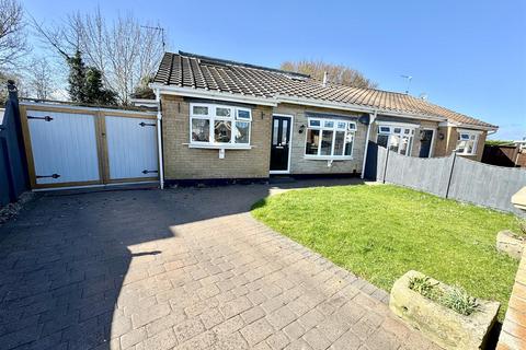 3 bedroom semi-detached bungalow to rent, Larkspur Road, Marton-In-Cleveland, Middlesbrough