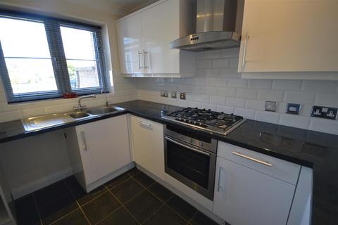 2 bedroom house to rent, Park Lane, Burton Waters, Lincoln