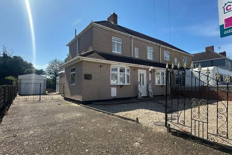 12 Clarence Road, Corringham, Stanford-le-hope, SS17 9BL