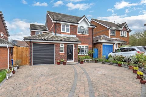 4 bedroom detached house for sale, Sheerwater Close, Bury St. Edmunds
