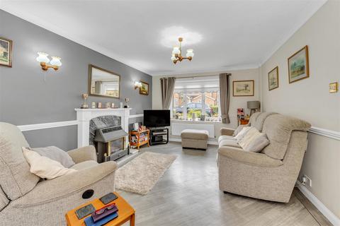 4 bedroom detached house for sale, Sheerwater Close, Bury St. Edmunds