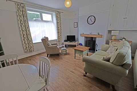 3 bedroom end of terrace house for sale, Frederick Street, Barnoldswick, BB18