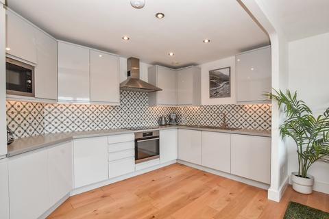 2 bedroom apartment for sale, Sherman Road, Bromley, BR1