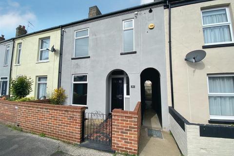 3 bedroom terraced house for sale, St. Leonards Road, Lowestoft, Suffolk