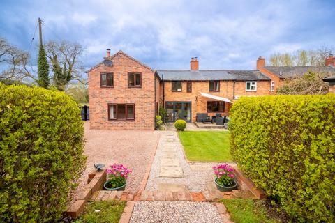 4 bedroom semi-detached house for sale, Astwood Lane, Feckenham, Worcestershire B96 6HP