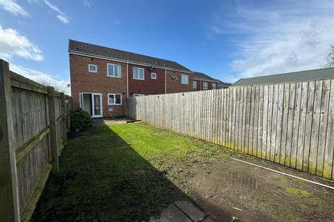 2 bedroom end of terrace house for sale, Eaton Drive, Southport, PR8 6RS