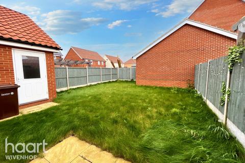 3 bedroom semi-detached house for sale, Lambourne, Colchester