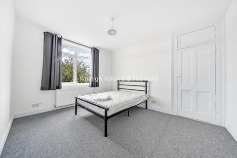 3 bedroom house to rent, Streatham Road Mitcham CR4