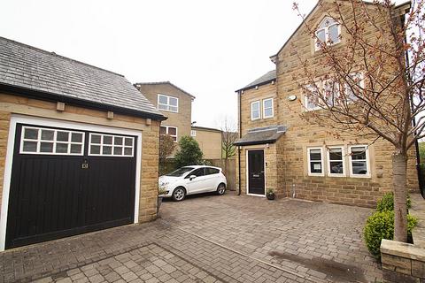 4 bedroom detached house for sale, Wimberry Close, Greenfield OL3