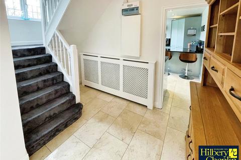 38 Wincanton Road, Romford, RM3 9DH