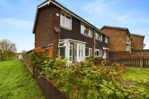 107 Curlew Road, Abbeydale, Gloucester, GL4 4TB