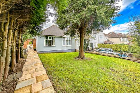 2 bedroom bungalow for sale, St Albans Road, Sandridge, St. Albans, Hertfordshire, AL4