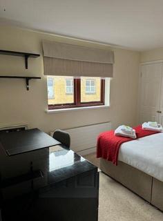 3 bedroom apartment to rent, St. Michaels Street,  Oxford,  OX1