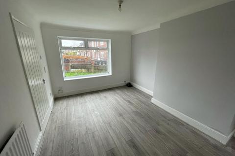 2 bedroom end of terrace house to rent, Reeds Road, Liverpool, Merseyside, L36