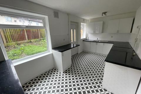 2 bedroom end of terrace house to rent, Reeds Road, Liverpool, Merseyside, L36