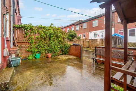 2 bedroom terraced house for sale, Aviary Place, Leeds, West Yorkshire, LS12