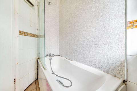18 Aviary Place, Armley, Leeds, LS12 2NP