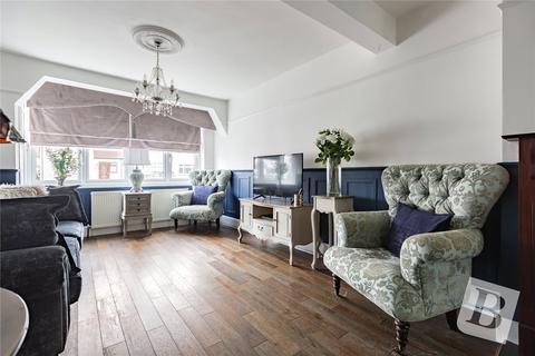 132 Birch Crescent, Hornchurch, RM11 2NG