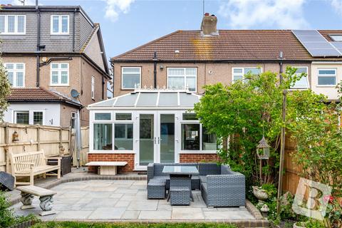 132 Birch Crescent, Hornchurch, RM11 2NG