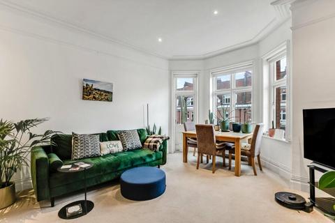 2 bedroom flat for sale, Lauderdale Mansions, London W9