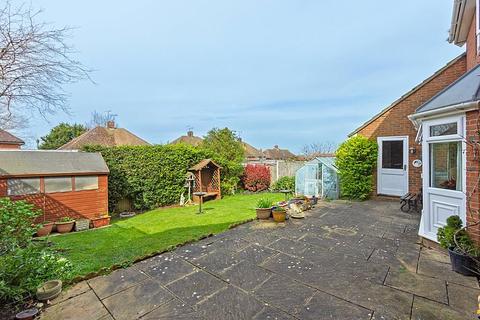 4 bedroom detached house for sale, Scoones Close, Bapchild, Sittingbourne, Kent, ME9