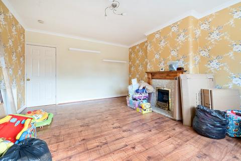 3 bedroom terraced house for sale, Westway, Farsley, Pudsey, West Yorkshire, LS28