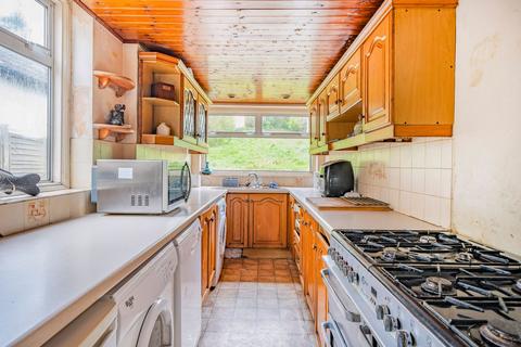 6 Beverley Road, Whyteleafe, CR3 0DT