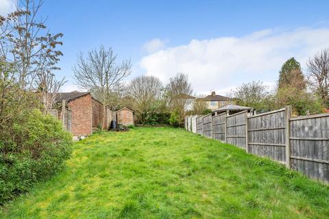 6 Beverley Road, Whyteleafe, CR3 0DT