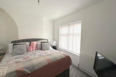 3 bedroom terraced house for sale, Upper Brassey Street, Birkenhead, Wirral, Merseyside, CH41