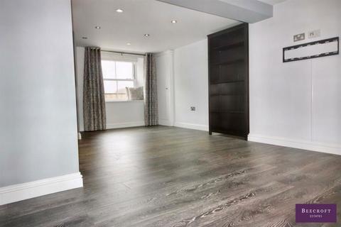 2 bedroom flat for sale, Doncaster Road, Thrybergh, Rotherham, South Yorkshire, S65 4NS