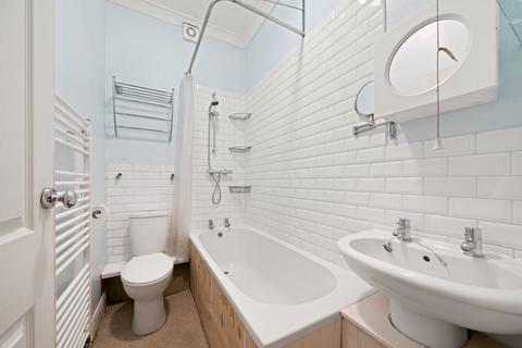 Flat 1, 48 Cedars Road, Hampton Wick, Kingston Upon Thames, KT1 4BE