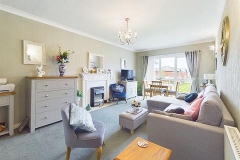 1 bedroom apartment for sale, The Fountains, Green Lane, Ormskirk, Lancashire, L39 1ND