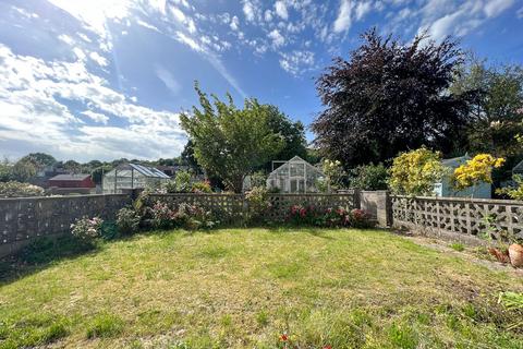 3 bedroom semi-detached house for sale, Bishport Avenue, Bristol, BS13