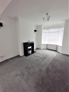 3 bedroom terraced house to rent, Vicarage Avenue TS19