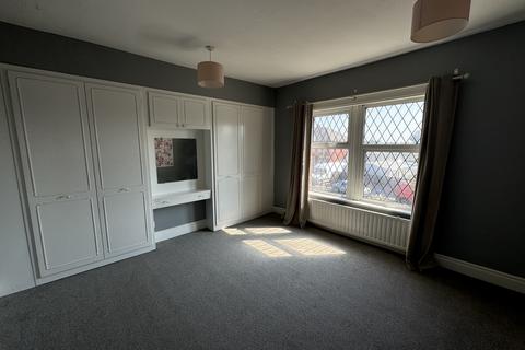 3 bedroom semi-detached house for sale, Squires Gate Lane, South Shore FY4