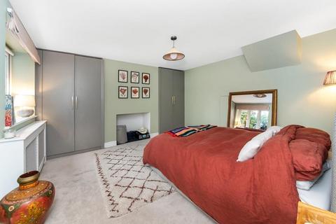 2 bedroom maisonette for sale, Palace Road, Tulse Hill, London, SW2