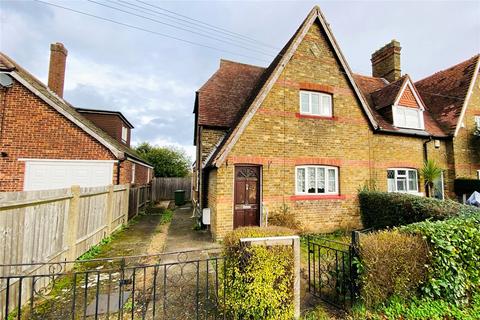 3 bedroom end of terrace house for sale, Staines-upon-Thames, Surrey TW18
