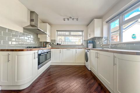 59 Arthur Road, Gillingham, ME8 9BT