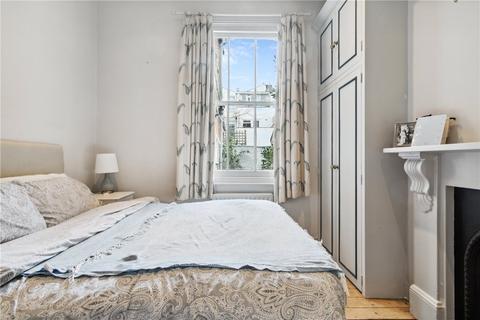 2 bedroom maisonette for sale, Ingelow Road, London, SW8