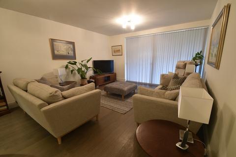 2 bedroom apartment for sale, Sycamore Road, Amersham, Bucks, HP6