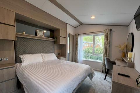 2 bedroom property for sale, Cheddar Woods Resort & Spa, Axbridge Road BS27
