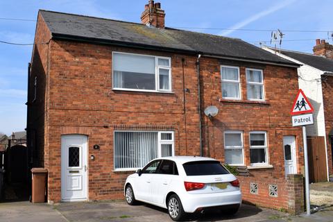 2 bedroom semi-detached house for sale - Mill Lane, Broughton, Brigg, DN20