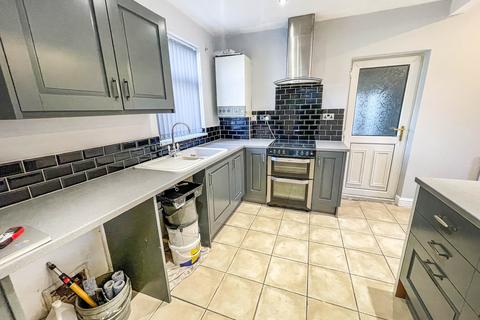 3 bedroom semi-detached house for sale, Glenhills Boulevard, Leicester, Leicestershire