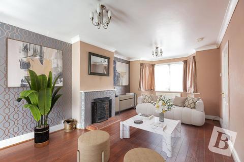 114 Warren Drive, Hornchurch, RM12 4QX